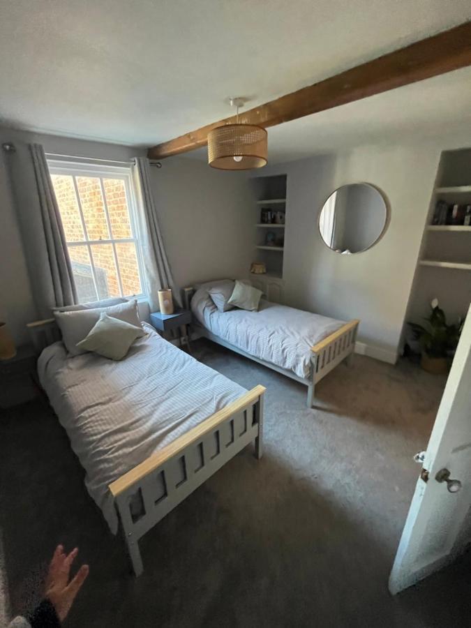 Вилла 18Th Century Townhouse In Chester City Centre Экстерьер фото